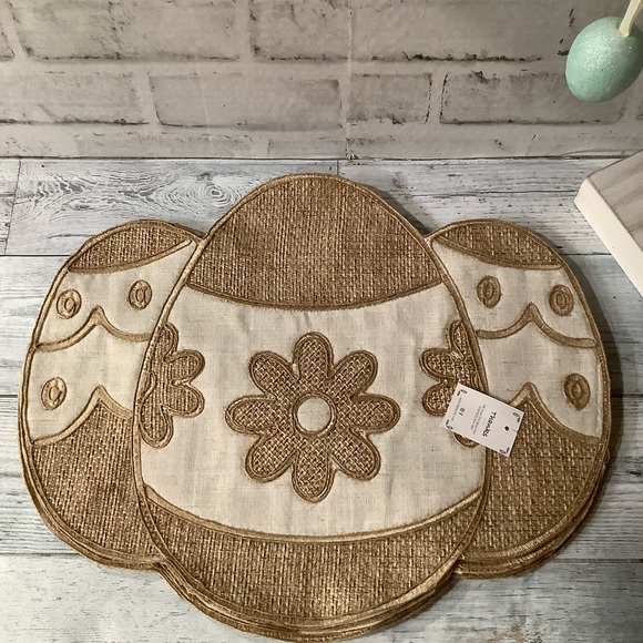 Feuille 4 Pc Easter Egg Burlap Placemats - Picture 2 of 4